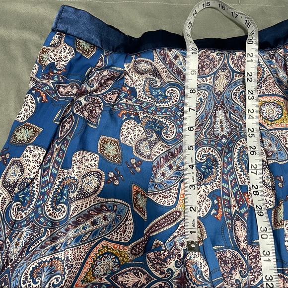 Anthropologie Elevenses Ines Blue Paisley Wide Leg Pants EUC Size M - Picture 3 of 7